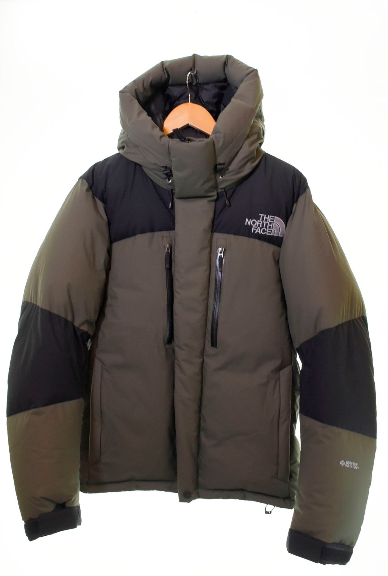 ノースフェイス THE NORTH FACE BALTRO LIGHT JACKET バルトロ ライト ジャケット ニュートープ ND91950  ジャケット ロゴ カーキ Lサイズ 103MT-601 | 古着通販のドンドンサガール