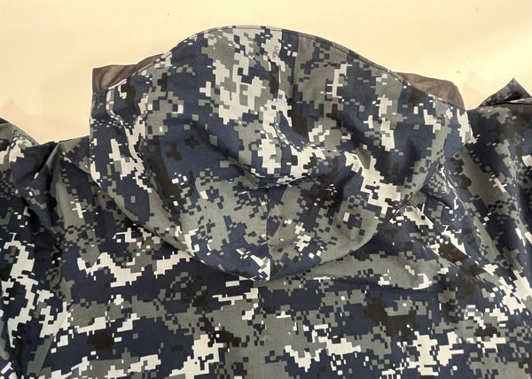 ミリタリー MILITARY US NAVY NWU デジタルカモ 迷彩 GORE-TEX ゴアテックスパーカー SPM1C1-14-D-1016 SMALL-LONG ジャケット ネイビー Sサイズ 101MT-4720