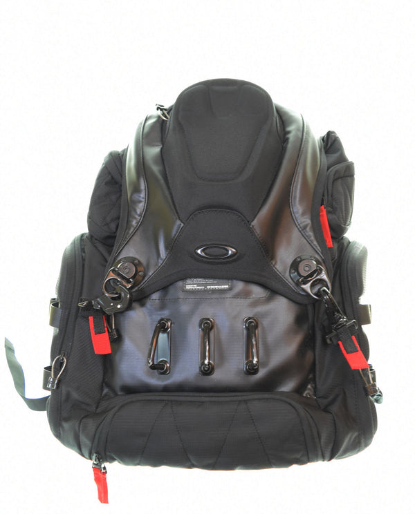 オークリー OAKLEY Y2K KITCHEN SINK キッチン シンク バックパック 黒 バッグ メンズバッグ バックパック・リュック ブラック 103B-123