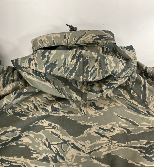 ミリタリー military US ARMY ECWCS GEN2 LEVEL5 ACU ゴアテックスパーカー GORE-TEX 迷彩 ミリタリー ジャケット UCP デジカモ 米軍 ソフトシェル ジャケット  L/R ジャケット カーキ Lサイズ 101MT-4909
