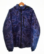 ステューシー STUSSY NSULATED JACKET インサレーション PRIMALOFT プリマロフト 中綿 総柄 115460 S ジャケット ブルー 103MT-1453