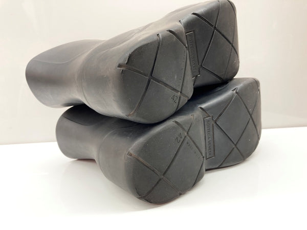 ボッテガヴェネタ BOTTEGA VENETA PUDDLE BOOT パドル ブーツ レイン ショート シューズ 内側ボア 長靴 黒 676889 V1BM0 1000 メンズ靴 レインシューズ・長靴 ブラック サイズ 42 104S-978