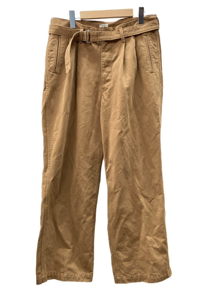 フィグベル PHIGVEL BELTED 2TUCK TROUSERS ミリタリー ベルテッド ツータック トラウザー 茶 PMAN-PT02  チノパン ブラウン サイズ3 104MB-66 | 古着通販のドンドンサガール