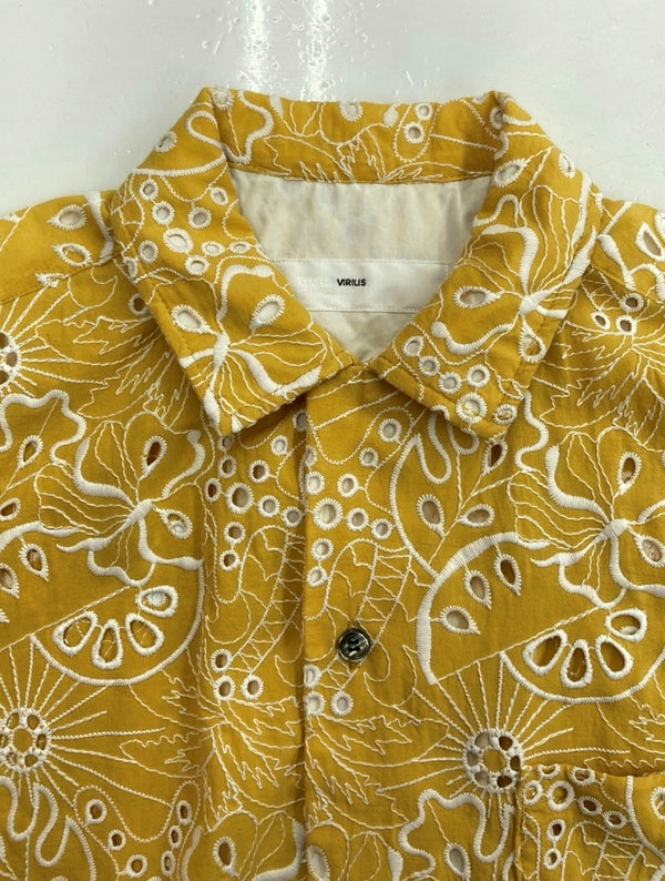 トーガ TOGA VIRILIS 23SS COTTON EMBROIDERY S/S SHIRT エンブロイダリー シャツ キューバ 半袖 刺繍 黄 TV31-FJ305 サイズ 44 半袖シャツ 総柄 イエロー 104MT-1170