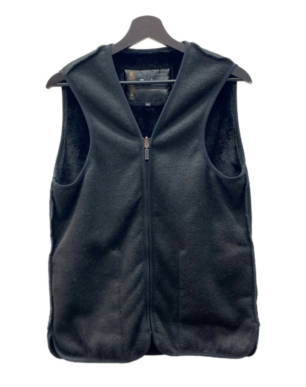 バブアー Barbour FUR LINER VEST ファー ライナー ベスト ジップアップ フェイクファー 黒 1902125 サイズ 34 ベスト 無地 ブラック 104MT-1887