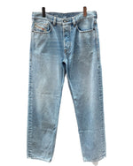 ディーゼル DIESEL STRAIGHT LOOSE FITTING DENIM PANTS ストレート ルーズ フィット デニム パンツ ボタンフライ パッチ ダメージ 青 ロゴ A03564 デニム ブルー サイズ 32 104MB-162