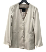 アニュアンス  anuans 完売品 23年モデル レイヤード カラー スリットスリーブジャケット フレアスリーブ ウエストマーク 内袖切替 フォーマル オフィスカジュアル エレガント BEIGE 1523101003-0 ジャケット ベージュ フリーサイズ 104LT-186