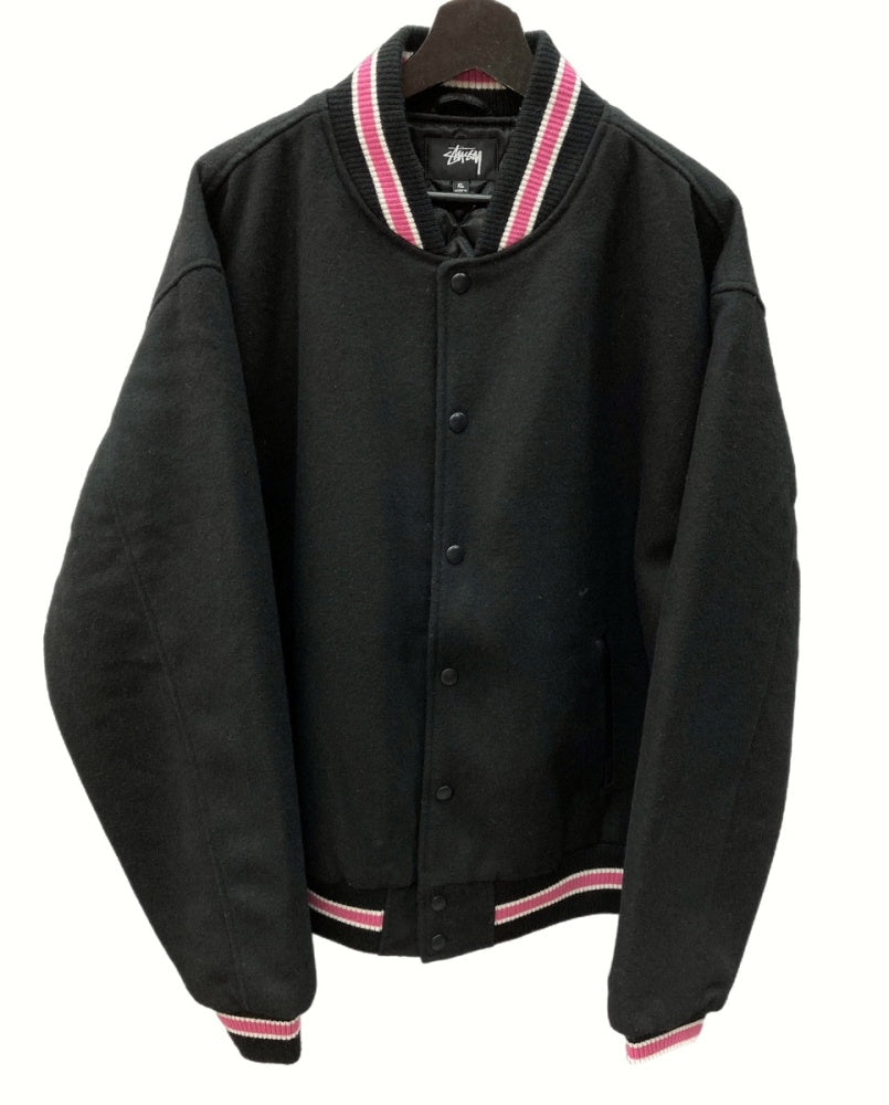 ステューシー STUSSY 22AW TALK MELTON VARSITY JACKET スタジャン ブルゾン バック刺繍 BLACK 黒  115665 XL ジャケット 刺繍 ブラック 104MT-721 | 古着通販のドンドンサガール