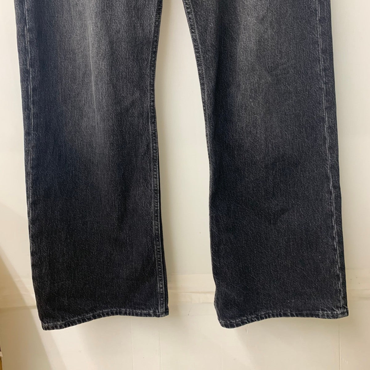 アクネストゥディオズ Acne Studios ルーズフィットジーンズ