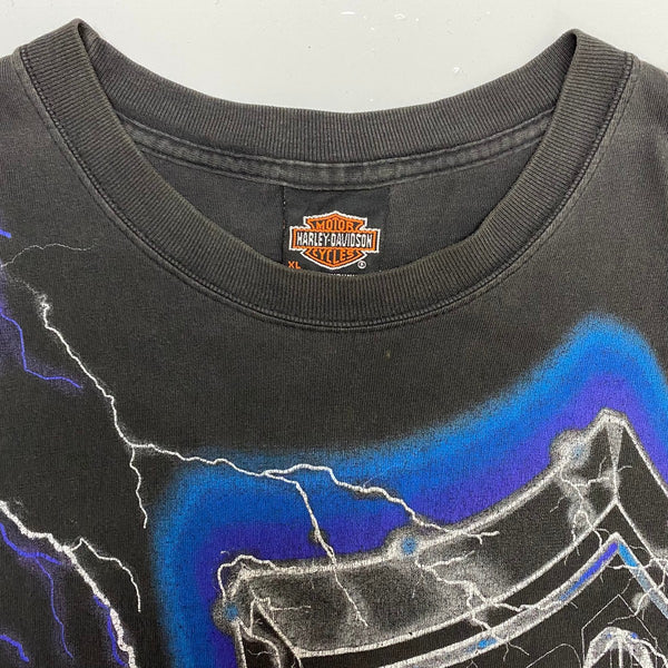 【曜日割引対象外】 ハーレーダビッドソン HARLEY DAVIDSON 2001 LIGHTNING HUGE EMBLEM サンダー USA製 Tシャツ ブラック XLサイズ 201MT-4389 VB