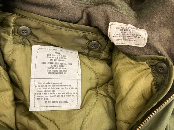 ミリタリー military US ARMY 米軍 実物 M-65 フィッシュテールパーカー モッズコート ブラスジッパー フルセット VINTAGE ヴィンテージ MEDIUM コート カーキ Mサイズ 101MT-4907