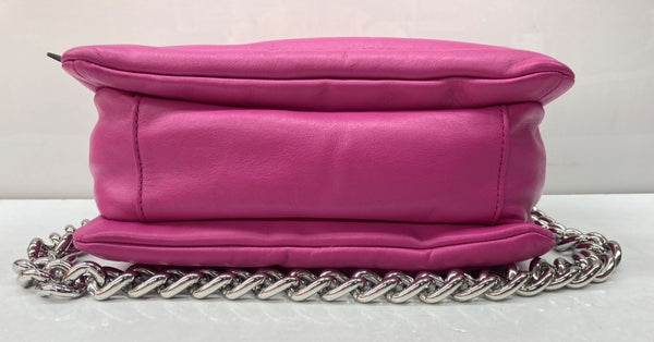 マーク・ジェイコブス MARC JACOBS ラージ LARGE ザ ピローバッグ THE PILLOW BAG トート チェーン 中綿 フラップ クロージャー PINK H905L01PF22 656 バッグ レディースバッグ ハンドバッグ 無地 ピンク 104B-50