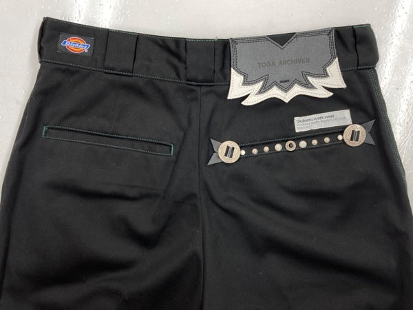 トーガ TOGA ARCHIVES × Dickies ディッキーズ 21AW Flare Pants フレア パンツ ジップフライ ワーク ウエスタン ブーツカット メタル スタッズ 黒 ロゴ TC12-FF521 ボトムスその他 ブラック サイズ 46 104MB-266