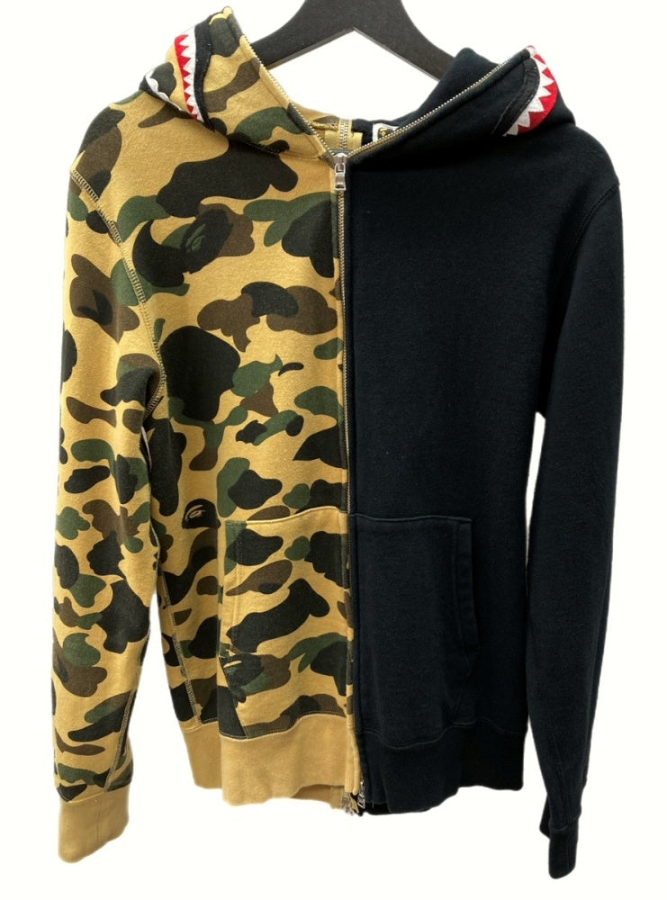 アベイシングエイプ A BATHING APE BAPE 1ST CAMO SHARK SEPARATE HALF ZIP HOODIE ファーストカモ  シャーク ダブルジップ フーディ パーカー 001ZPE201012X パーカ 刺繍 ブラック Mサイズ 104MT-427 |  古着通販のドンドンサガール