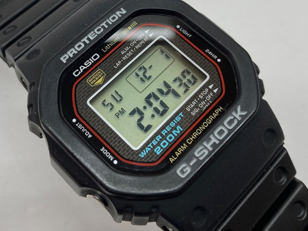 ジーショック G-SHOCK CASIO カシオ 初代 耐衝撃構造 20気圧防水 アウトドア 腕時計 ウォッチ 240 黒 DW-5000 メンズ腕時計ブラック 104T-37