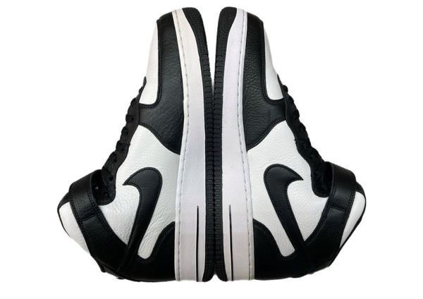 ナイキ NIKE 21年製 × STUSSY ステューシー AIR FORCE 1 07 MID SP エア フォース ミッド AF1 シューズ 白 黒 DJ7840-002 メンズ靴 スニーカー ホワイト 29cm 104S-1043