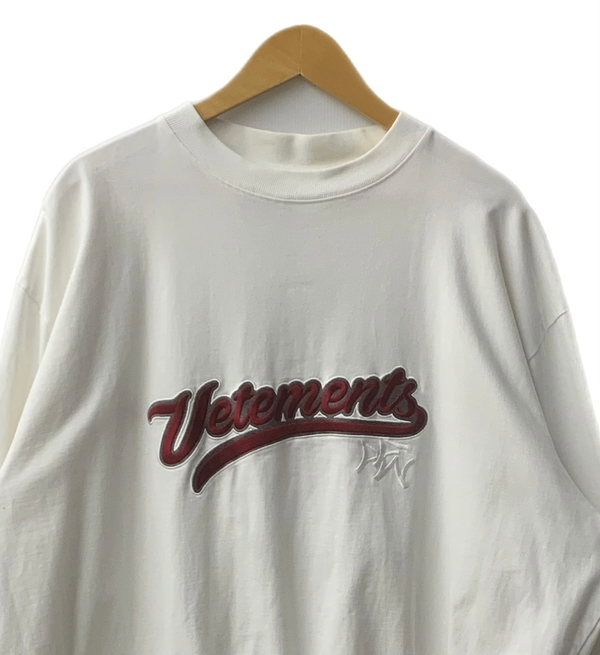 ヴェトモン VETEMENTS 18SS ベースボールロゴ刺繍 MSS18TR52 ロンT 刺繍 ホワイト XSサイズ 201MT-2552