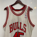 【曜日割引対象外】 チャンピオン Champion 90's NBA ユニフォーム JORDAN BULLS 45 USA製 ノースリーブ ホワイト 44サイズ 201MT-4220 VB