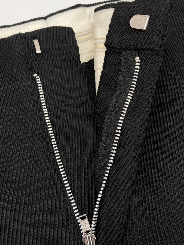 コムデギャルソン COMME des GARCONS HOMME PLUS Pleats Short Pants プリーツ ショート パンツ ジップフライ ワイド 短パン ハーフパンツ 黒 無地 PO-P027 ハーフパンツ ブラック Mサイズ 104MB-404