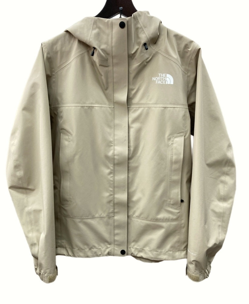 ノースフェイス THE NORTH FACE FL Drizzie Jacket ドリズルジャケット ナイロン ロゴ プリント NPW12114  ジャケット ワンポイント ベージュ XL 104LT-8 | 古着通販のドンドンサガール