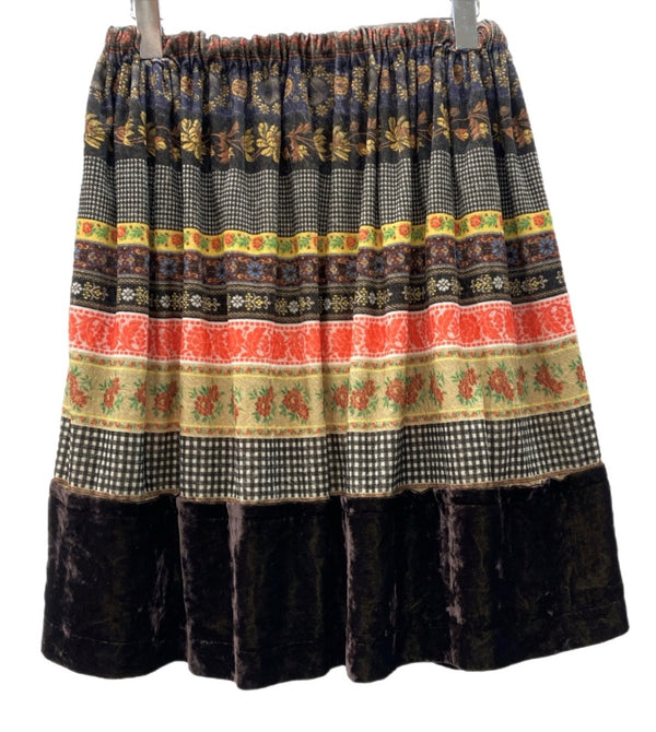 コムデギャルソン COMME des GARCONS タオ tao 2009年製 パリコレ コレクション着用 ベロア ウエストゴム ポケット付 ギンガムチェック エスニック柄 日本製 ブラウン系 3D-S032 スカート 花・植物 マルチカラー XSサイズ 104LB-44