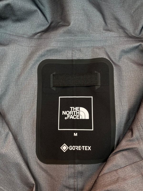 ザノースフェイス THE NORTH FACE CLIMB LIGHT JACKET クライム ライト ジャケット GORE-TEX マウンテンパーカー ジップアップ アウトドア アウター 黒 NP62303 ジャケット ロゴ ブラック Mサイズ 104MT-1982