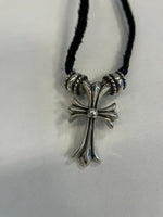 クロムハーツ CHROME HEARTS CH CRS SML クリンプトCHクロスペンダント スモール レザーブレイドネックレス  メンズジュエリー・アクセサリー ネックレス・ペンダント シルバー 101G-206