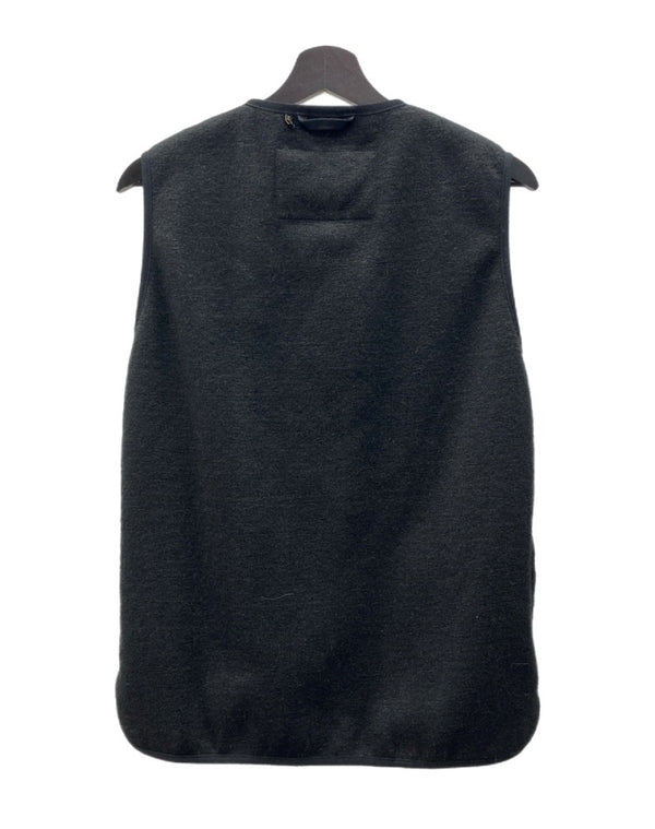 バブアー Barbour FUR LINER VEST ファー ライナー ベスト ジップアップ フェイクファー 黒 1902125 サイズ 34 ベスト 無地 ブラック 104MT-1887