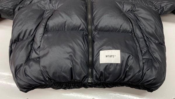 ダブルタップス WTAPS 22AW BIVOUAC RIPSTOP JACKET ビバーク リップストップ ジャケット 黒 222BRDT-JKM04 size_02 ジャケット ロゴ ブラック 104MT-2125