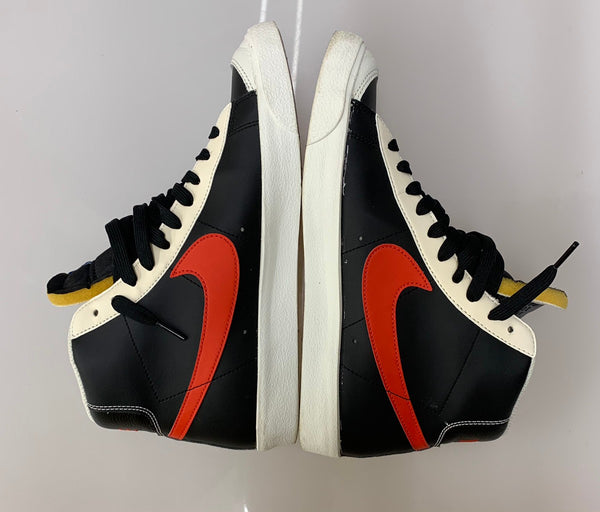 ナイキ NIKE NBA × Nike Blazer Mid ' 77EMB "TrailBlazers" DD8025-101 メンズ靴 スニーカー ホワイト 26.5サイズ 201-shoes1044