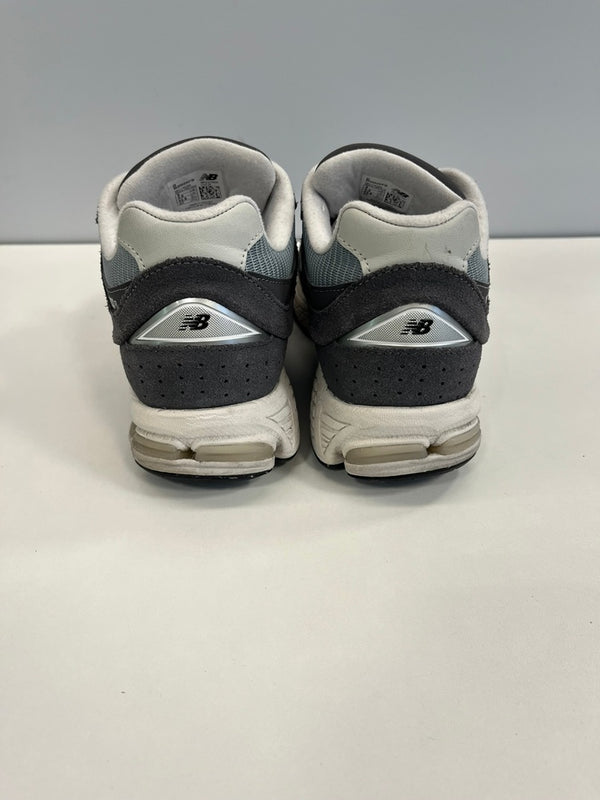 ニューバランス new balance M2002RFB メンズ靴 スニーカー グレー 27cm 101sh-2209