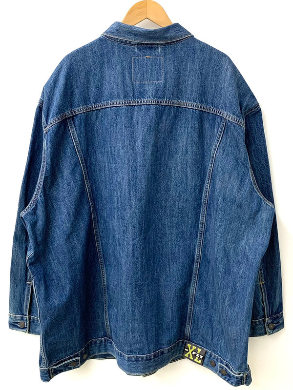 【曜日割引対象外】 リーバイス Levi's トラッカージャケット オーバーサイズ BIGE A3173-0000 ジャケット ロゴ ブルー Lサイズ 201MT-1521