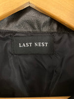 ラストネスト LAST NEST ロゴ刺繍 ジャケット ブルゾン 黒 フェイクレザー XL ジャケット ブラック LLサイズ 101MT-3542