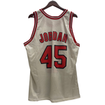 【曜日割引対象外】 チャンピオン Champion 90's NBA ユニフォーム JORDAN BULLS 45 USA製 ノースリーブ ホワイト 44サイズ 201MT-4220 VB
