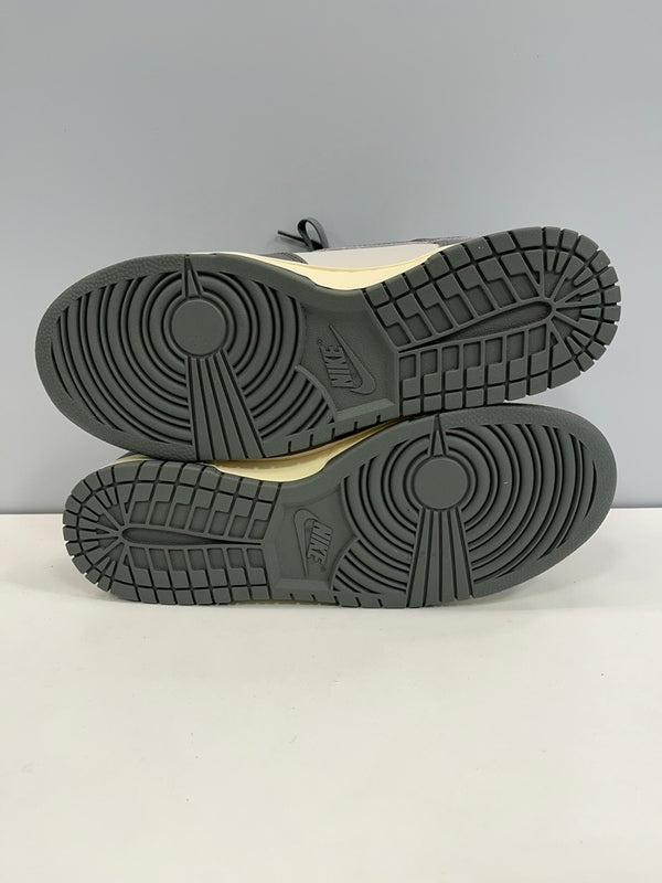 ナイキ NIKE NIKE DUNK HI RETRO SE VNTG ナイキ ダンク ハイ レトロ シーズナル エディション ヴィンテージ タンブルド グレー DM0582-001 メンズ靴 スニーカー グレー 28.5cm 101sh-2048