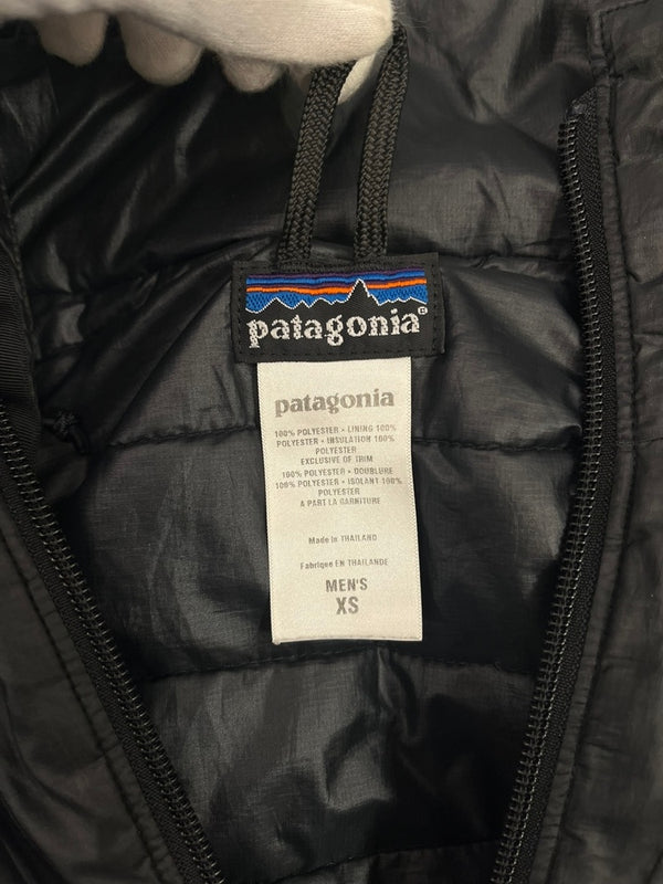 パタゴニア PATAGONIA マイクロパフ フーデッド ジャケット 黒 83973FB XS ジャケット ブラック SSサイズ 101MT-5167
