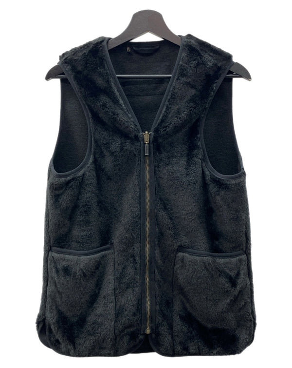 バブアー Barbour FUR LINER VEST ファー ライナー ベスト ジップアップ フェイクファー 黒 1902125 サイズ 34 ベスト 無地 ブラック 104MT-1887