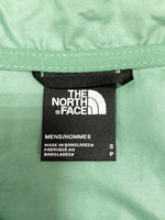 ノースフェイス THE NORTH FACE マウンテンパーカー ナイロンジャケット ライトアウター ロゴ アウトドア NP02305Z ジャケット グリーン Sサイズ 101MT-2739