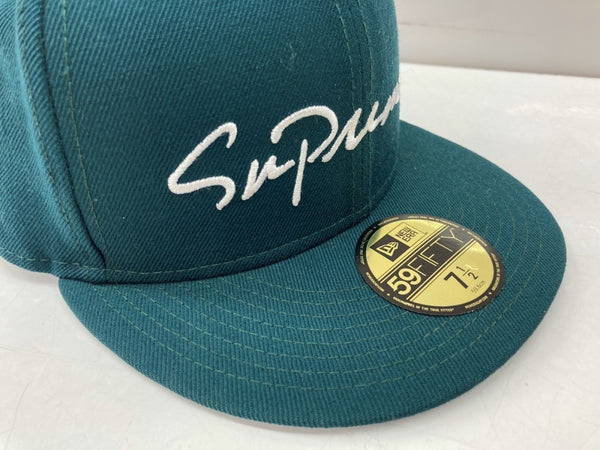 シュプリーム SUPREME 18AW CLASSIC SCRIPT CAP クラシック スクリプト キャップ ベースボール 刺繍 NEW ERA ニューエラ 緑 帽子 メンズ帽子 キャップ ロゴ グリーン 104H-8