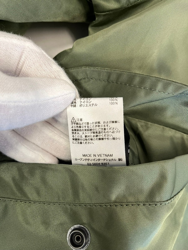 アルファインダストリーズ ALPHA INDUSTRIES ×TOP GUN トップガン  MA-1 フライトジャケット AA050728-1 ジャケット カーキ Mサイズ 101MT-4953