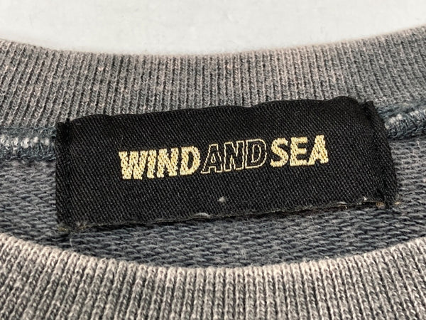 ウィンダンシー WIND AND SEA SEA CHENILLE EMB SULFUR CREW NECK  スウェット トレーナー ウォッシュ加工 灰色 WDS-O-SIG-24-Q2-CS-01 スウェット 刺繍 グレー Lサイズ 104MT-1569