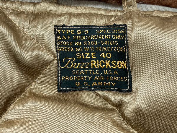 バズリクソンズ BUZZ RICKSON'S B-9 Flight Jacket フライトジャケット ミリタリー ダウン キルティング フェード M品番 M13791 サイズ 40 ジャケット 無地 カーキ 104MT-1036