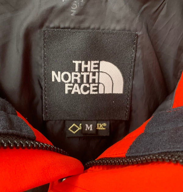 ノースフェイス THE NORTH FACE マウンテンライトジャケット Mountain Light Jacket NP11834 ジャケット ロゴ レッド Mサイズ 201MT-2451