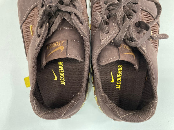 ナイキ NIKE Women's J Force 1 Low LX Earth Jacquemus  ジャックムス×ナイキ ウィメンズ Jフォース1 ロー LX アース DR0424-200 メンズ靴 スニーカー ブラウン 26.5cm 101sh-2014
