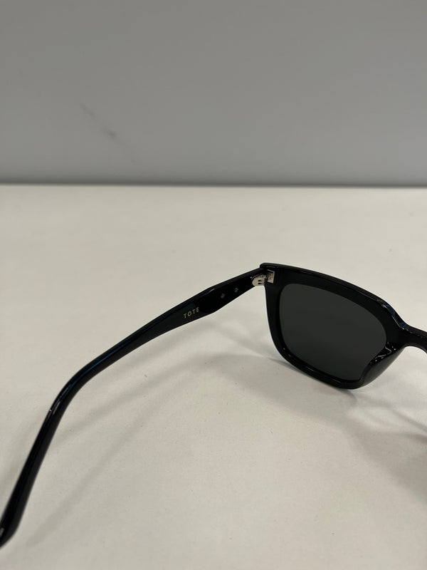 ジェントルモンスター GENTLE MONSTER TOTE-01 ブラック サングラス 黒 眼鏡・サングラス サングラス ブラック 101G-236