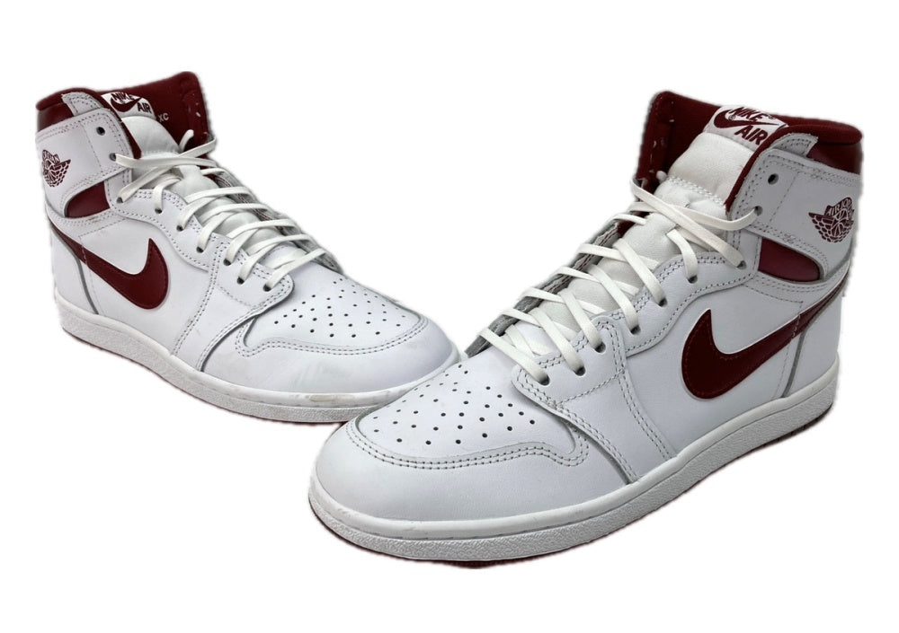 Nike Air Jordan 1 バーガンディ/ホワイト Nike Air Jordan 1 Low sneakers in white and burgundy | ASOS