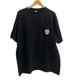 ハーレーダビッドソン Harley-Davidson モーターサイクル バイク スカル ドクロ フレイム ファイヤー ロゴ 両面プリント ポケット - Tシャツ ブラック 101MT-4533