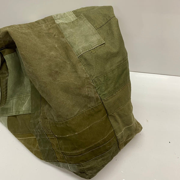 【曜日割引対象外】 ホーボー hobo CARRY-ALL TOTE M UPCYCLED US ARMY CLOTH バッグ メンズバッグ トートバッグ グリーン 201goods-757 VB