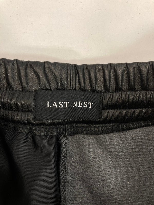 ラストネスト LAST NEST ドローストリングパンツ 黒 ロングパンツ 無地 フェイクレザー ボトムスその他 ブラック LLサイズ XL 101MB-520