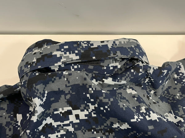 ミリタリー MILITARY US NAVY NWU デジタルカモ 迷彩 GORE-TEX ゴアテックスパーカー SPM1C1-14-D-1016 SMALL-LONG ジャケット ネイビー Sサイズ 101MT-4720